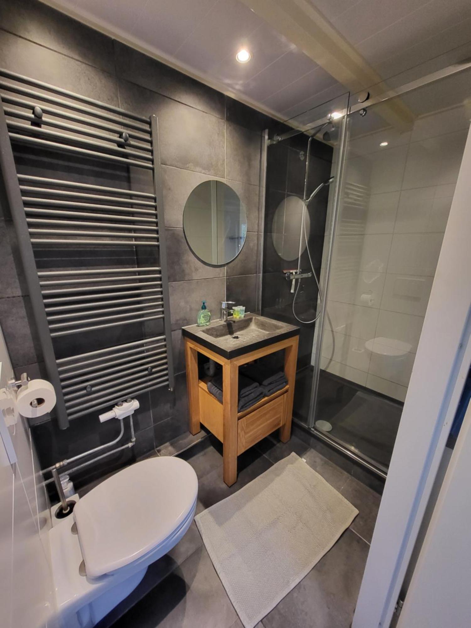 Spacious Private Guest House Hilversum Buitenkant foto